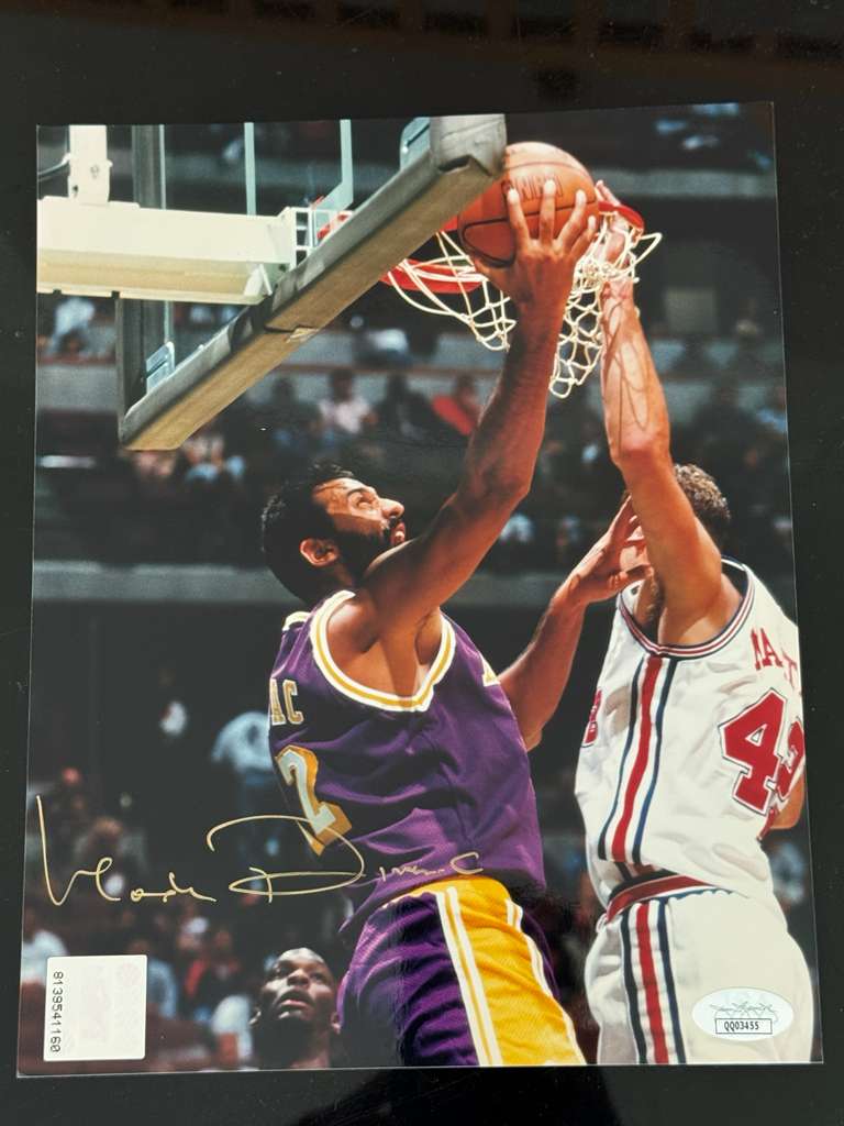 Lakers Photo Autograph Signed By Divac, Vlade JSA Graded